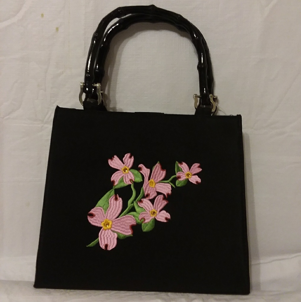 NWT Super Cute Black Purse
